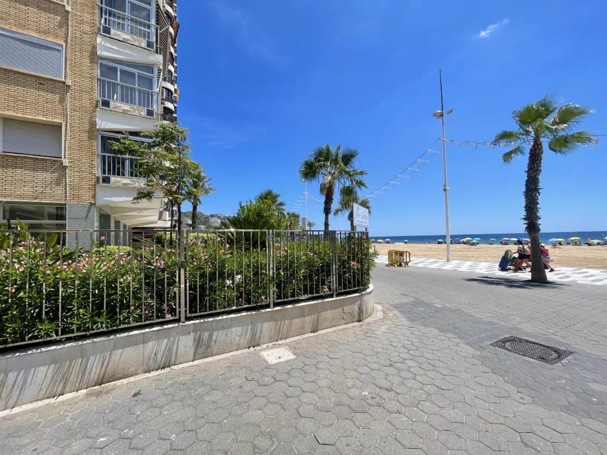 Tor Maraya Seafront Levante Beach ベニドルム エクステリア 写真