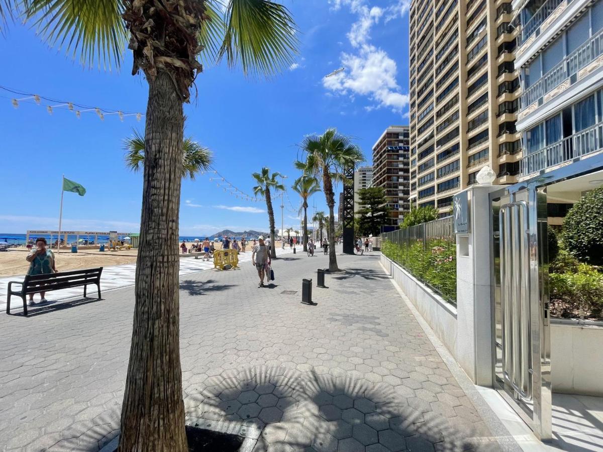 Tor Maraya Seafront Levante Beach ベニドルム エクステリア 写真